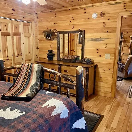 2 Bed Cabin Hot Tub Close To Helen #16 Exterior photo