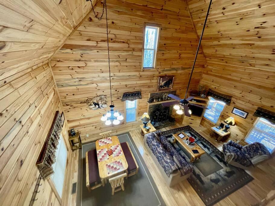 2 Bed Hot Tub Close To #16 Holiday home *