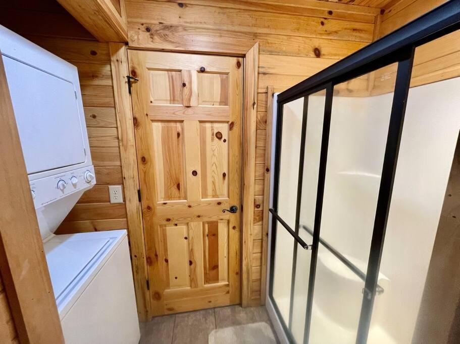 2 Bed Hot Tub Close To #16