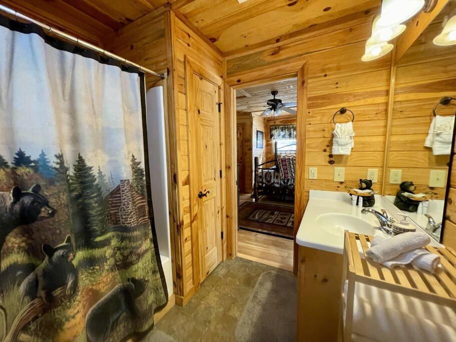 2 Bed Hot Tub Close To #16 Helen