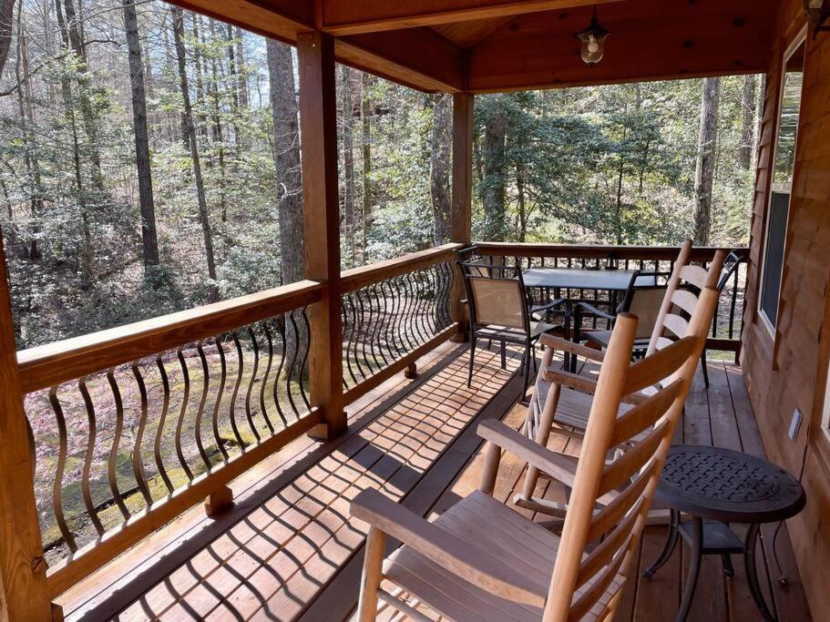 2 Bed Hot Tub Close To #16 Holiday home Helen