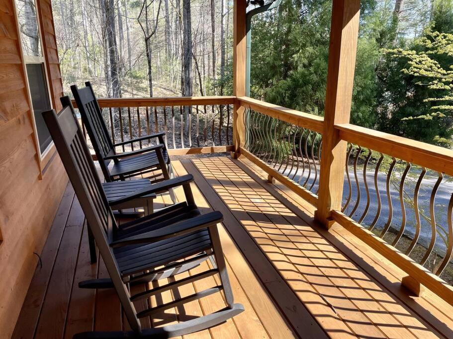 2 Bed Hot Tub Close To #16 Holiday home Helen